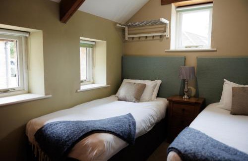 Upton Cheyney Casa | Bramley Barn near Bath + Hot tub
