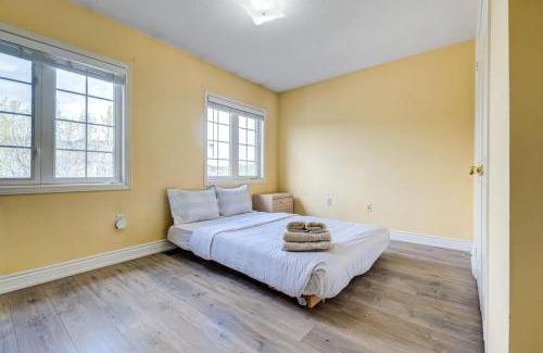 Brampton Casa | Brampton Retreat - Quiet 2BR Residential Area
