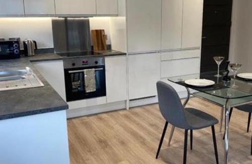 Barnt Green Apartamento | Brand new 1 bed apartment near NEC with gym