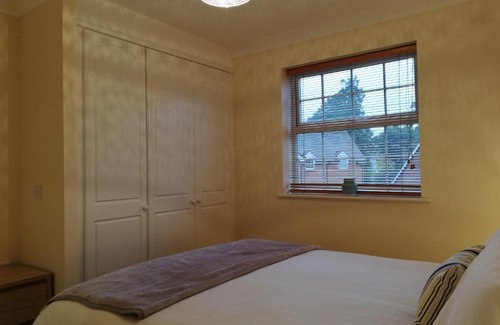 Newbury Apartamento | Brand New 2 bed in one of Newbury oldest buildings
