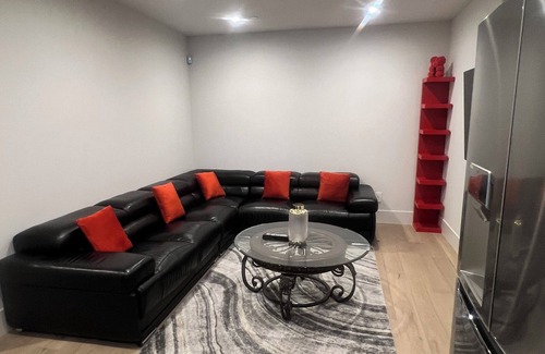 Killarney Casa | 2 Bedroom suite available for short-term rent as of Sep 5 straight bus to UBC