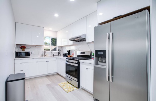 Mayflower Village Casa | Brand New 2BR Home with Backyard Lounge & Free Parking