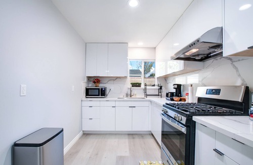 Mayflower Village Casa | Brand New 2BR Home with Backyard Lounge & Free Parking