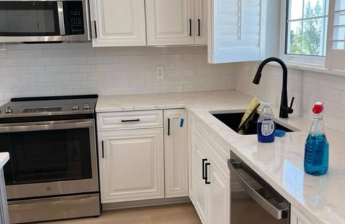 Cortez Casa | Brand New 3/2.5 house in Cortez, walking distance to Anna Maria Island beaches.