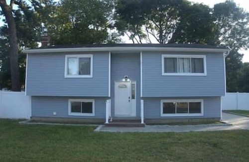 West Babylon Apartamento | Brand new 3 bedroom apt close to all