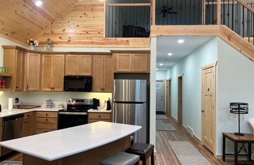 Conover Cabina | Brand new 3-bedroom cabin on 4 acres on Pioneer Lake!