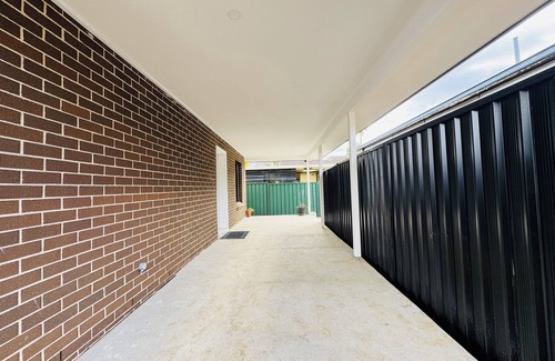 Hebersham Casa | Brand-new 3 bedrooms flat to stay in Sydney