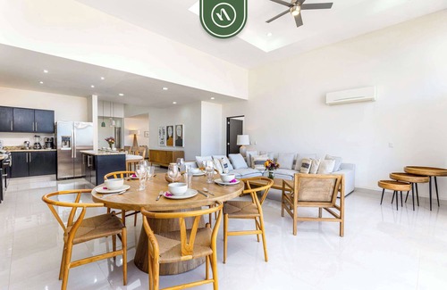 Libertad Apartamento | Brand New 3 BR Penthouse - Oceanview Rooftop Pool
