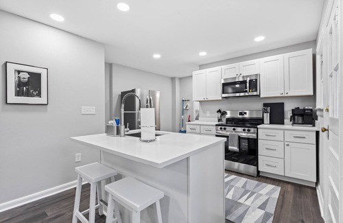 Indianapolis Casa | Brand New 3BR/1BA Remodel - Close To Everything!