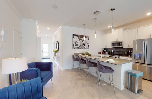 Campbell Casa | Brand New - 5 Bed / 4 Bath Home