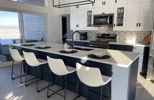 Port Howe Casa | Brand new 6 person ocean front bungalow