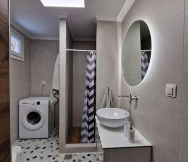 Agia Triada Apartamento | BRAND NEW 90m from the SEA 40m2