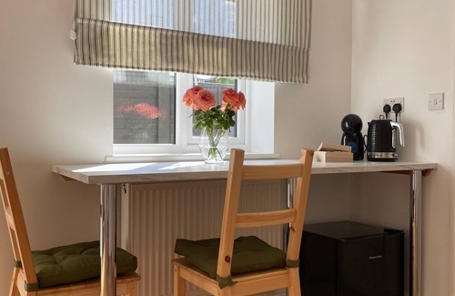 Friern Barnet Casa | Brand new and cosy 2bedroom house in fabulous London with WiFi