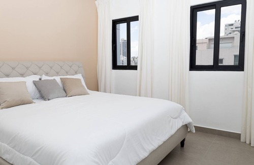 Yolanda Morales Apartamento | Brand new apartment in the best location of Santo Domingo. With an amazing view.