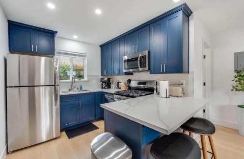 Sunnyvale West Casa | Brand New Apt W Parking Blocks From Downtown- B