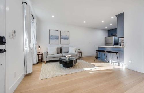 Sunnyvale West Casa | Brand New Apt W Parking Blocks From Downtown- D