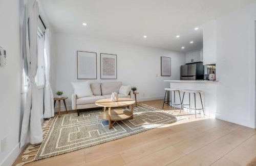 Sunnyvale West Casa | Brand New Apt W Parking Blocks From Downtown- E