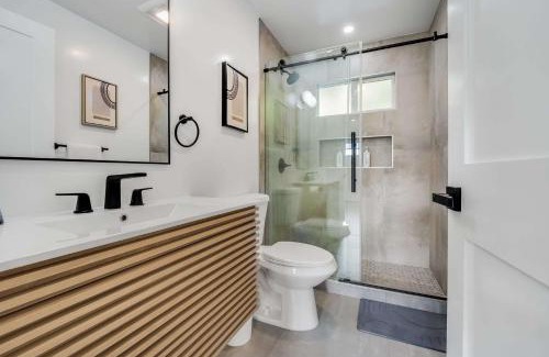 Sunnyvale West Casa | Brand New Apt W Parking Blocks From Downtown- F