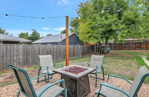 Scenic Heights Apartamento | Brand New Arvada Guest Suite| Sauna | Fire Pit