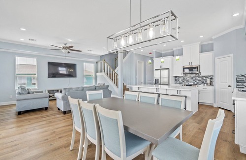 Surfside Beach Casa | Brand New Beachfront W/Tesla Charger-Amenities