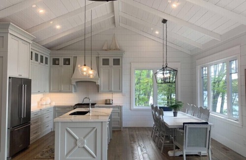 Muskoka Lakes Casa | BRAND NEW BUILD Port Carling LAKE MUSKOKA rental with HOT TUB super clean