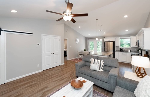 Knoxville Casa | Brand New Construction! 6mi from UT Campus-Open Concept-Dream Kitchen-Patio-Family Friendly