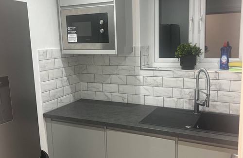 West Thurrock Apartamento | Brand New cosy 2 bedroom apartment with early check in and late check out