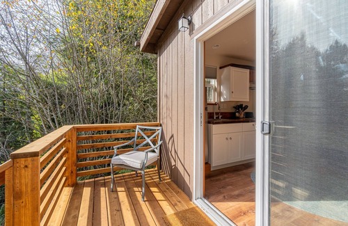 Trinidad Cabaña | Brand New Cottage Five Minutes From The Beach with Fast Wi-Fi