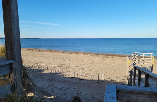 Shediac Casa | Brand new cul-de-sac 5 to 10 mins from beach ,great family home