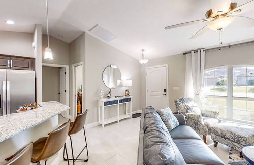 North Port Casa | Brand New - Enclosed Pool, Lanai, Grill, & Firepit