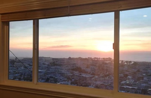 Golden Gate Heights Apartamento | BRAND NEW - ENTIRE FLOOR w/ OCEAN Beach View and PARKING!