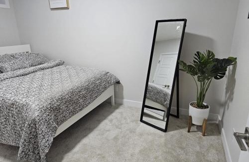 Southeast Calgary Apartamento | Brand-New Guesthouse-2bedrooms