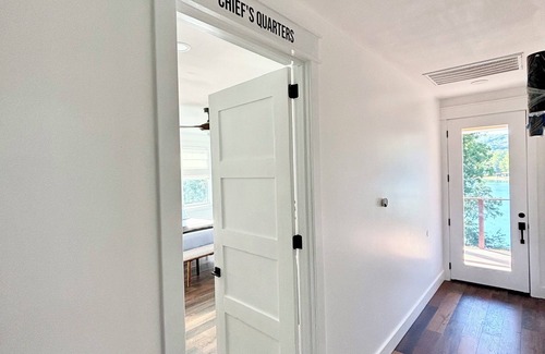 Jacksboro Casa | BRAND NEW- HAS IT ALL! Luxury Farmhouse Lakefront Home