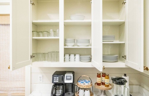 Laurel Chalet De Esquí | Brand New, Historic District, Walkable, 5 Star