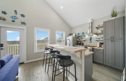 Caplen Casa | Brand New Home! Pet Friendly! Gulf Views! Playground!