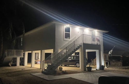Sands Casa | Brand New Home on The Ocean, bring your boat and RV!