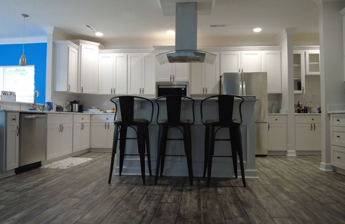 Hampton Casa | Brand New Home Only Minutes From The Beach!