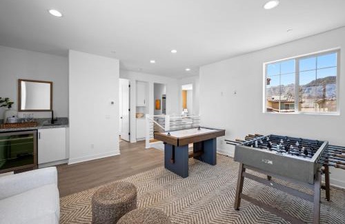 La Quinta Casa | BRAND NEW La Quinta Home in Signature at PGA West