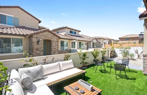 La Quinta Casa | BRAND NEW La Quinta Home in Signature at PGA West
