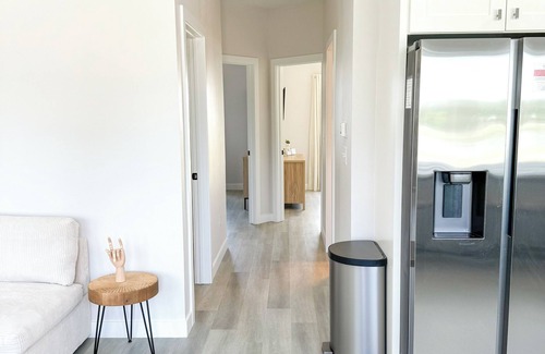 Spirit Lake Cabaña | BRAND NEW Lake View Stylish+Modern Cottage
