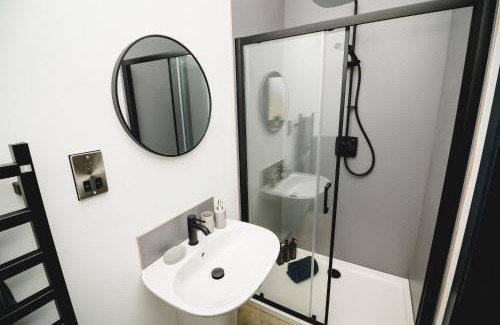 Tunstead Casa | *BRAND NEW* Lop Barn - Barn conversion