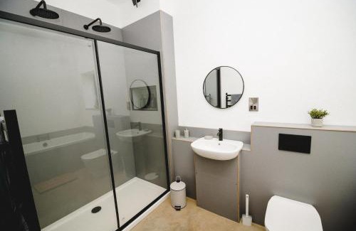 Tunstead Casa | *BRAND NEW* Lop Barn - Barn conversion