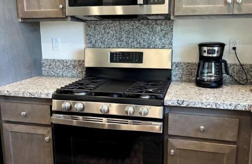 Ventura County Casa | Brand new Luxury 4 bedroom home close to the beach