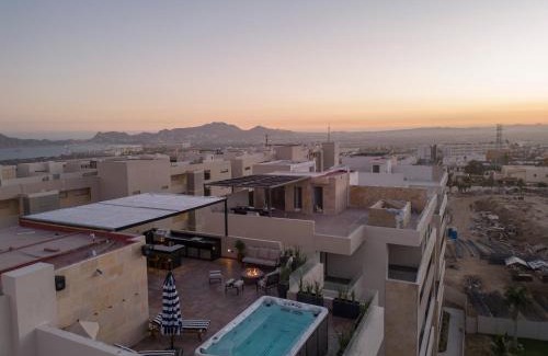 El Tezal Apartamento | Brand New Luxury PH with Private Pool and Views