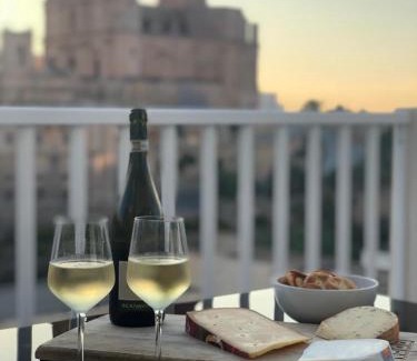 Mellieħa Heights Apartamento | Brand new Mellieha sea view apt with parking