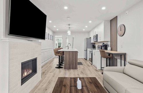 Harvie Heights Apartamento | Brand New - Modern Rocky Mt. Retreat by Banff