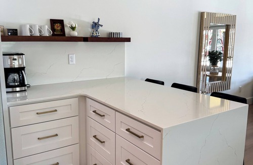 Inman Casa | Brand New Modern Home on Lake Bowen near Spartanburg