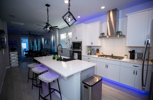 Colonialtown South Casa | Brand New Modern Pet Friendly Zen Home W/ Private Home Theater & Hot Tub! 2 Bedroom Home by RedAwning