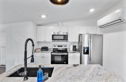 Over-the-Rhine Apartamento | Brand New on the Streetcar line