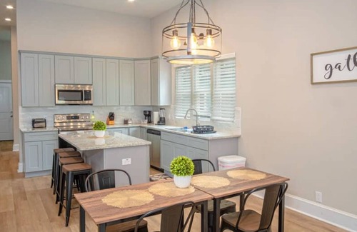 Five Points Casa | Brand New Remodeled 3BR 2BA House Near Downtown